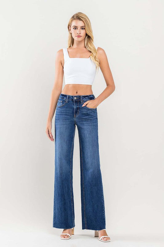 Lana High Rise Loose Fit Lovervet Jeans